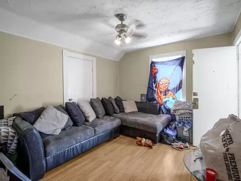 Living - 11 Ames St, Worcester, MA 01610 photo 5 of 6