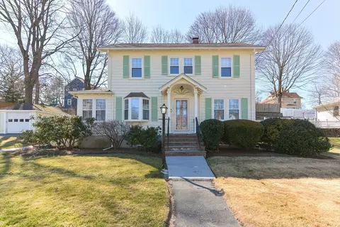 16 Winthrop St, Dedham, MA 02026