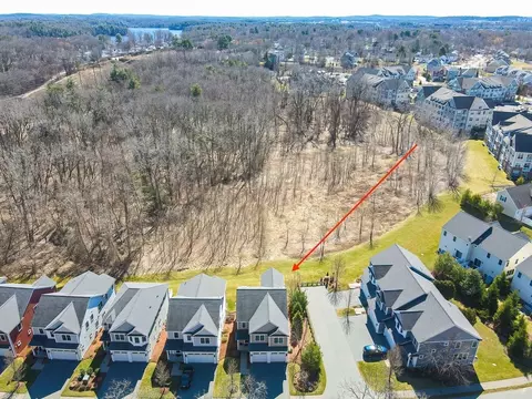 View/Area - 180 Riverpath Dr #180, Framingham, MA 01701 photo 1 of 3