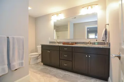 Bath - 180 Riverpath Dr #180, Framingham, MA 01701 photo 2 of 3