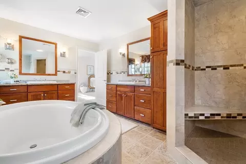 Bath - 15 Timberlane Rd, Windham, NH 03087 photo 1 of 3