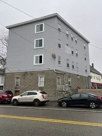 9 Greenwood St, Worcester, MA 01607