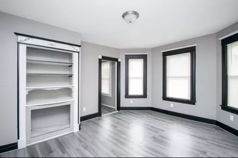 44-46 Bristol St, Springfield, MA 01109 photo 4