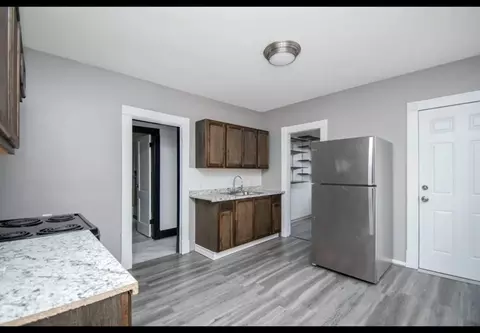 44-46 Bristol St, Springfield, MA 01109 photo 2