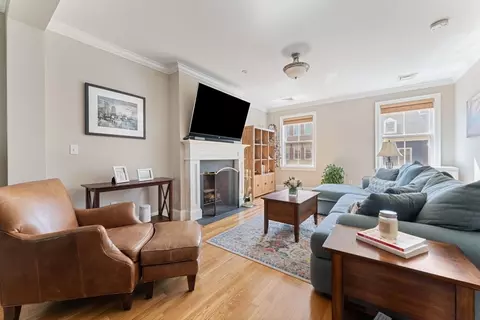 57 High St #2, Boston, MA 02129