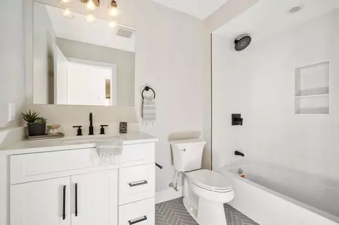 211 Eagle #PH, Boston, MA 02128 photo 10