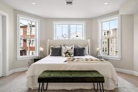 211 Eagle #PH, Boston, MA 02128 photo 6