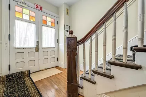 185 Vernon St, Worcester, MA 01607 photo 9