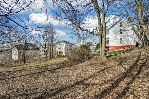 185 Vernon St, Worcester, MA 01607 photo 36
