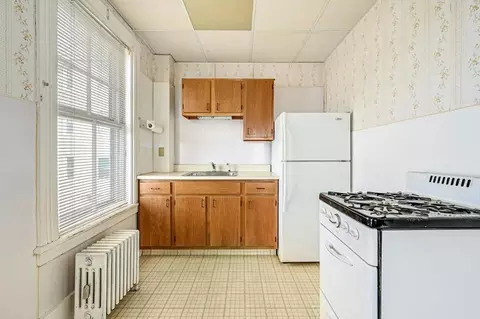 185 Vernon St, Worcester, MA 01607 photo 18