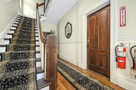 185 Vernon St, Worcester, MA 01607 photo 13