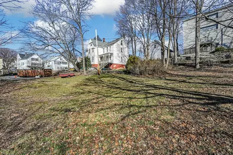 185 Vernon St, Worcester, MA 01607 photo 2