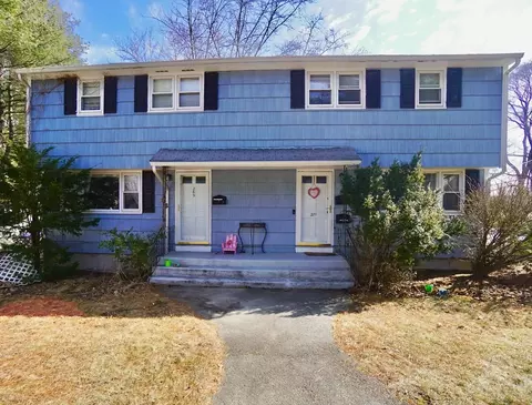 269-271 Cross St, Winchester, MA 01890