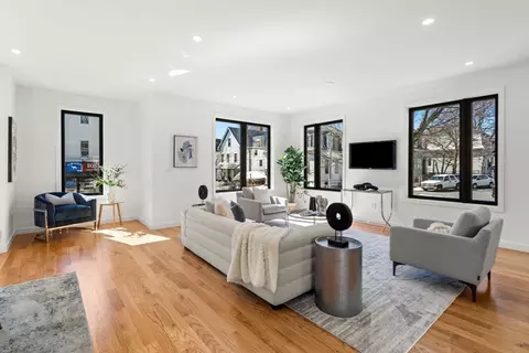 25 Tennyson #25, Somerville, MA 02145