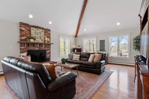 Living - 15 Washington Dr, Acton, MA 01720 photo 1 of 6