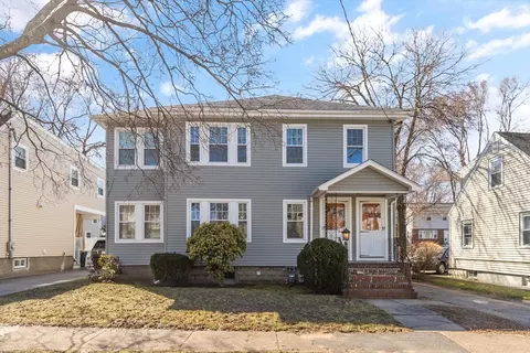 13-15 Harnden Ave, Watertown, MA 02472