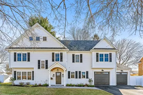7 Stanley St, Natick, MA 01760