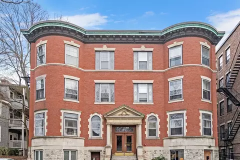 9 Braemore Rd #7, Boston, MA 02135