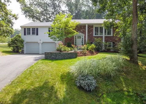 5 Snyder, Medfield, MA 02052