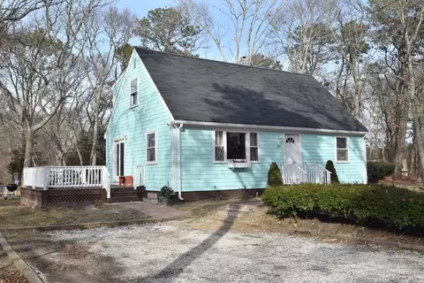 140 Mitchells Way, Barnstable, MA 02601