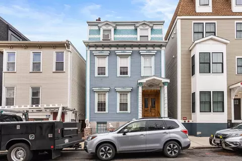 42 Lexington St, Boston, MA 02128
