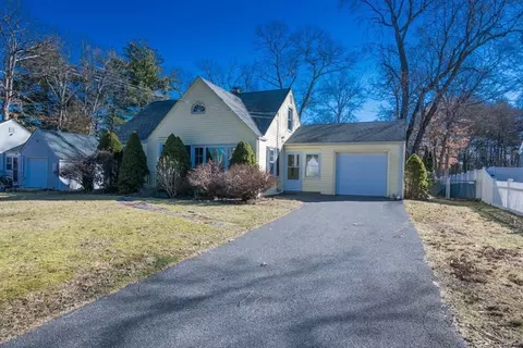 Exterior - 55 Glenoak, Springfield, MA 01129 photo 2 of 10