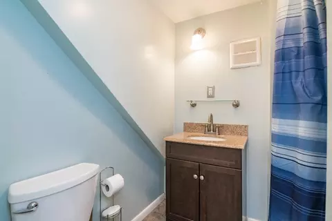 Bath - 55 Glenoak, Springfield, MA 01129 photo 3 of 3