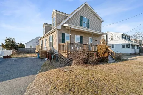 34 Kearsarge Rd, Marshfield, MA 02050