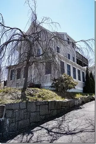 Exterior - 37 E Main St, Gloucester, MA 01930 photo 3 of 6