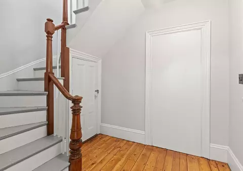 Entry Way - 37 E Main St, Gloucester, MA 01930 photo 4 of 6