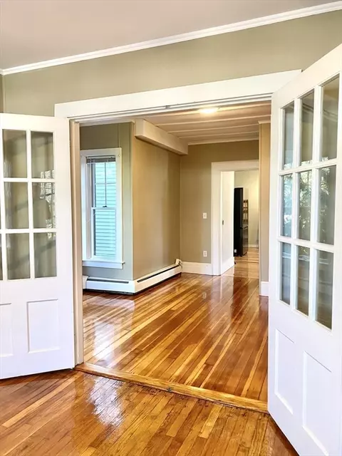 Entry Way - 37 E Main St, Gloucester, MA 01930 photo 6 of 6