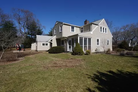118 Berwick Rd, Attleboro, MA 02703 photo 5