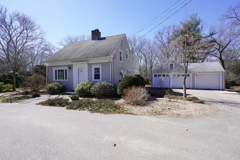 118 Berwick Rd, Attleboro, MA 02703