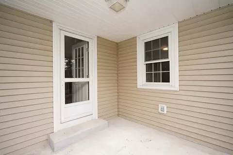 118 Berwick Rd, Attleboro, MA 02703 photo 33