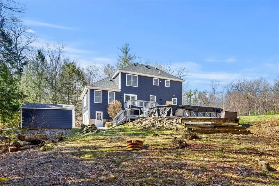 Exterior - 5 High Oaks Path, Pepperell, MA 01463 photo 6 of 6
