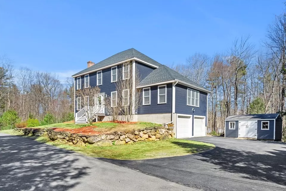 Exterior - 5 High Oaks Path, Pepperell, MA 01463 photo 2 of 6