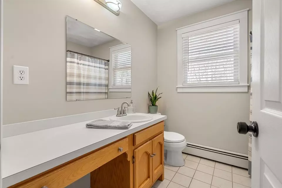Bath - 5 High Oaks Path, Pepperell, MA 01463 photo 3 of 3