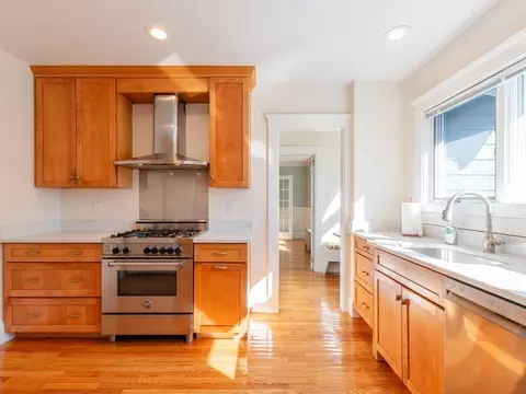 22 Skahan Rd #22, Belmont, MA 02478