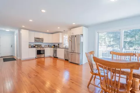 521 Brimfield Rd, Warren, MA 01083 photo 5
