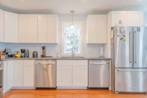 521 Brimfield Rd, Warren, MA 01083 photo 3