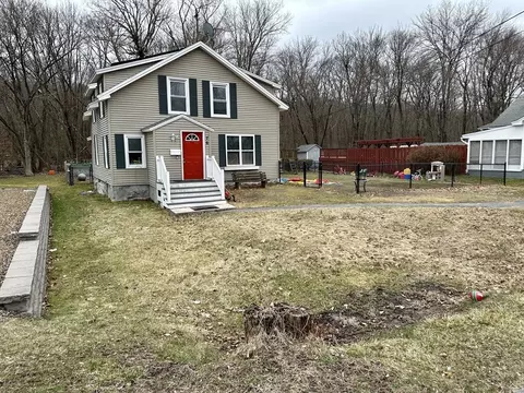Exterior - 76 Everton Ave, Worcester, MA 01604 photo 2 of 8