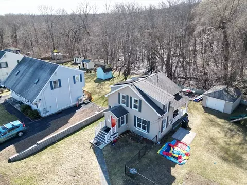 76 Everton Ave, Worcester, MA 01604