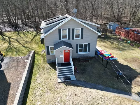 Exterior - 76 Everton Ave, Worcester, MA 01604 photo 6 of 8