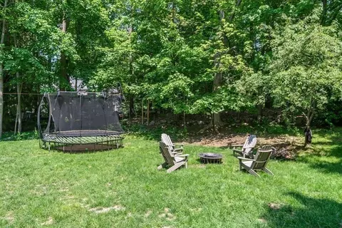 68 Crest Rd, Wellesley, MA 02482 photo 4