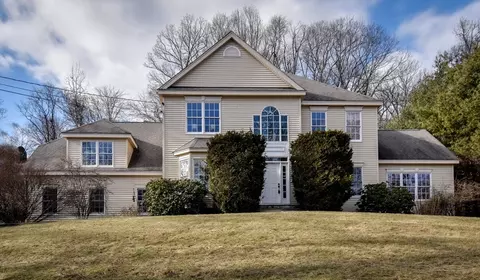 115 Cedar St, Ashland, MA 01721