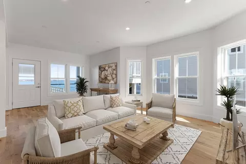 107 Leach St #1, Salem, MA 01970