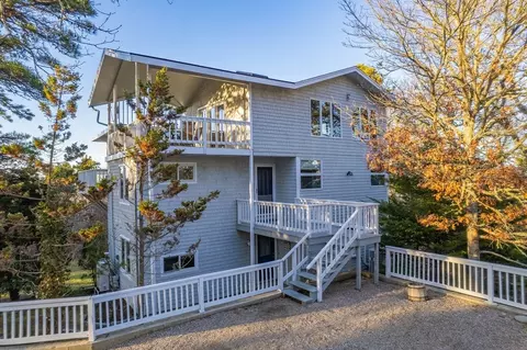 180 Blueberry Pond Dr, Brewster, MA 02631