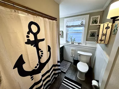 25 Perkins St, Gloucester, MA 01930 photo 24
