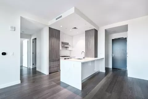 188 Brookline Ave #22I, Boston, MA 02215