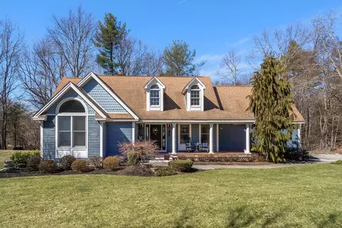 5 Mckinstry Cir, Charlton, MA 01507